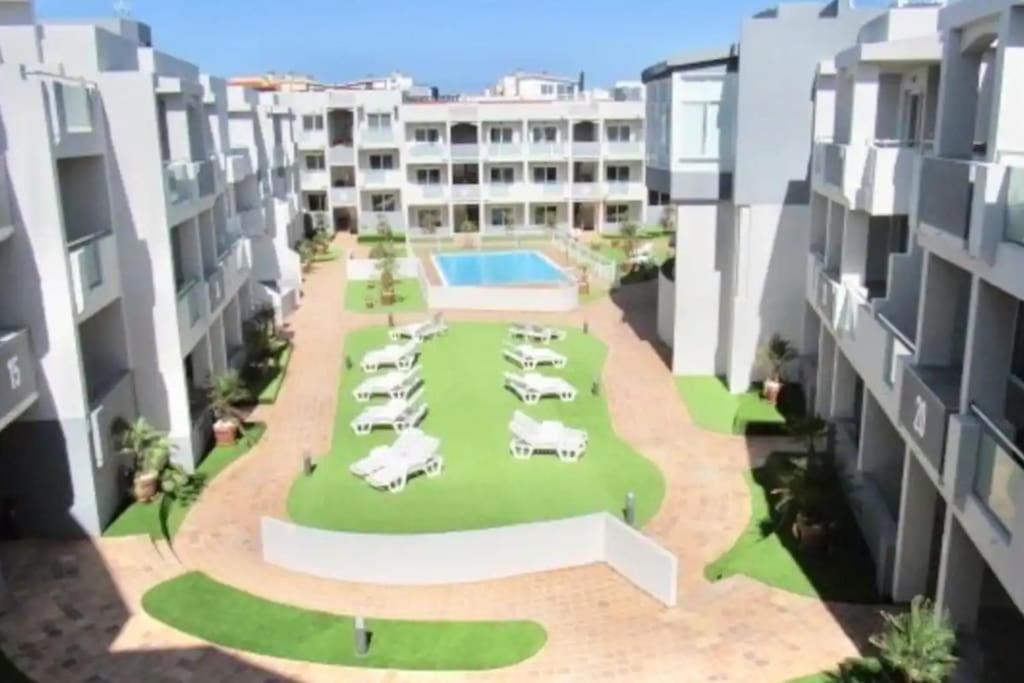Tutti Frutti Con Piscina, Terraza Soleada Privada, Primera Planta Y Wi-Fi Corralejo Eksteriør billede