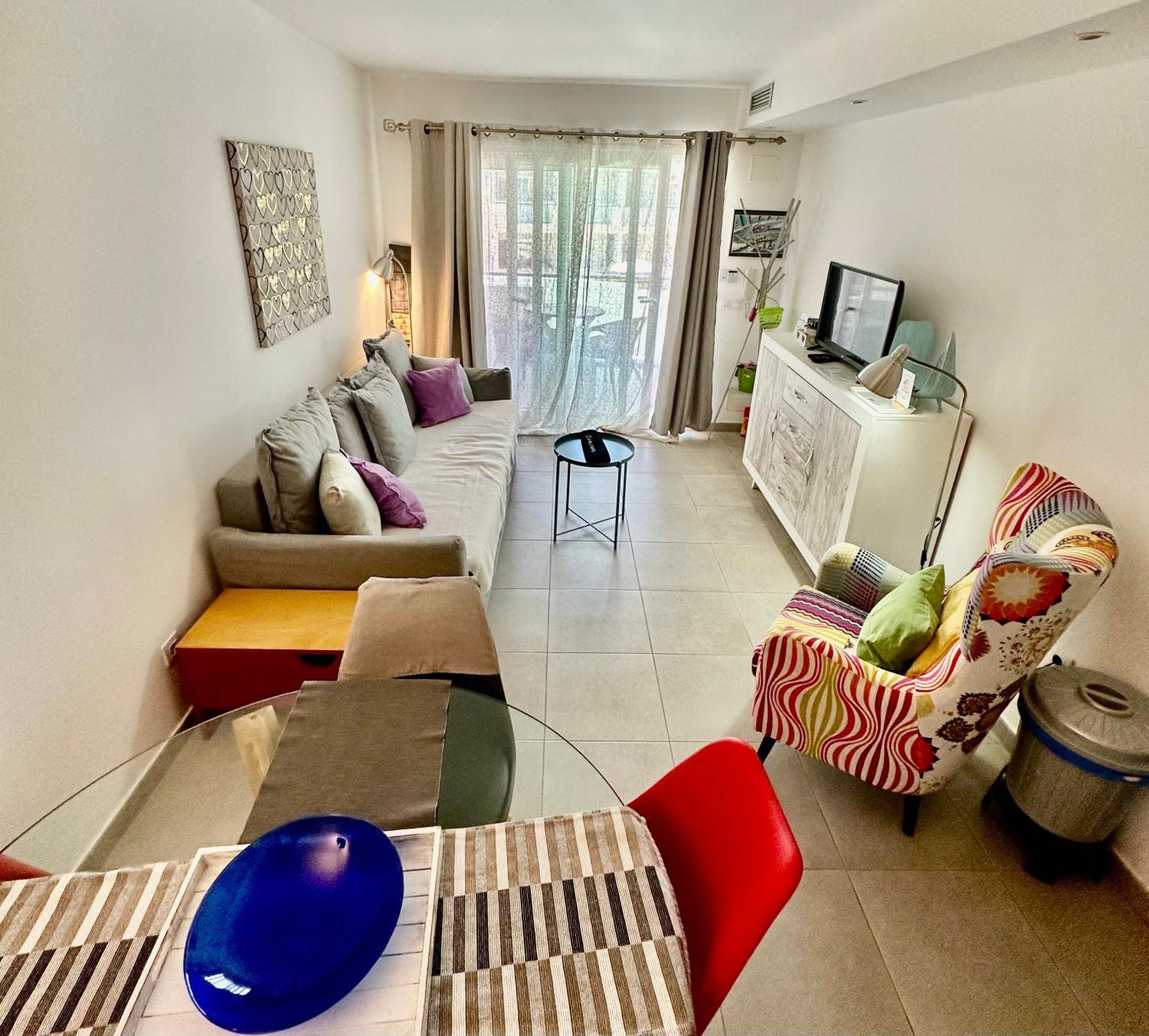 Tutti Frutti Con Piscina, Terraza Soleada Privada, Primera Planta Y Wi-Fi Corralejo Eksteriør billede